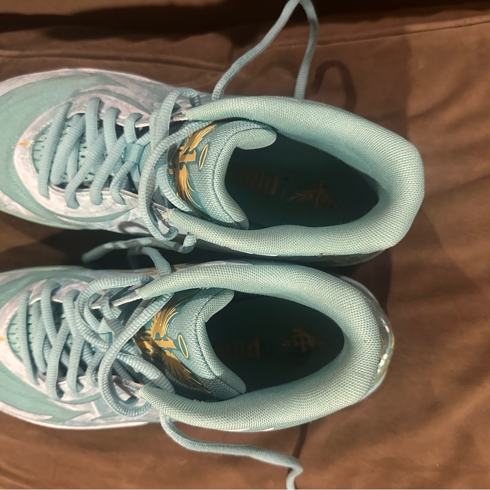 Jordan Athletic Shoes - Mint, Purple, Pink - Picture 3 of 6